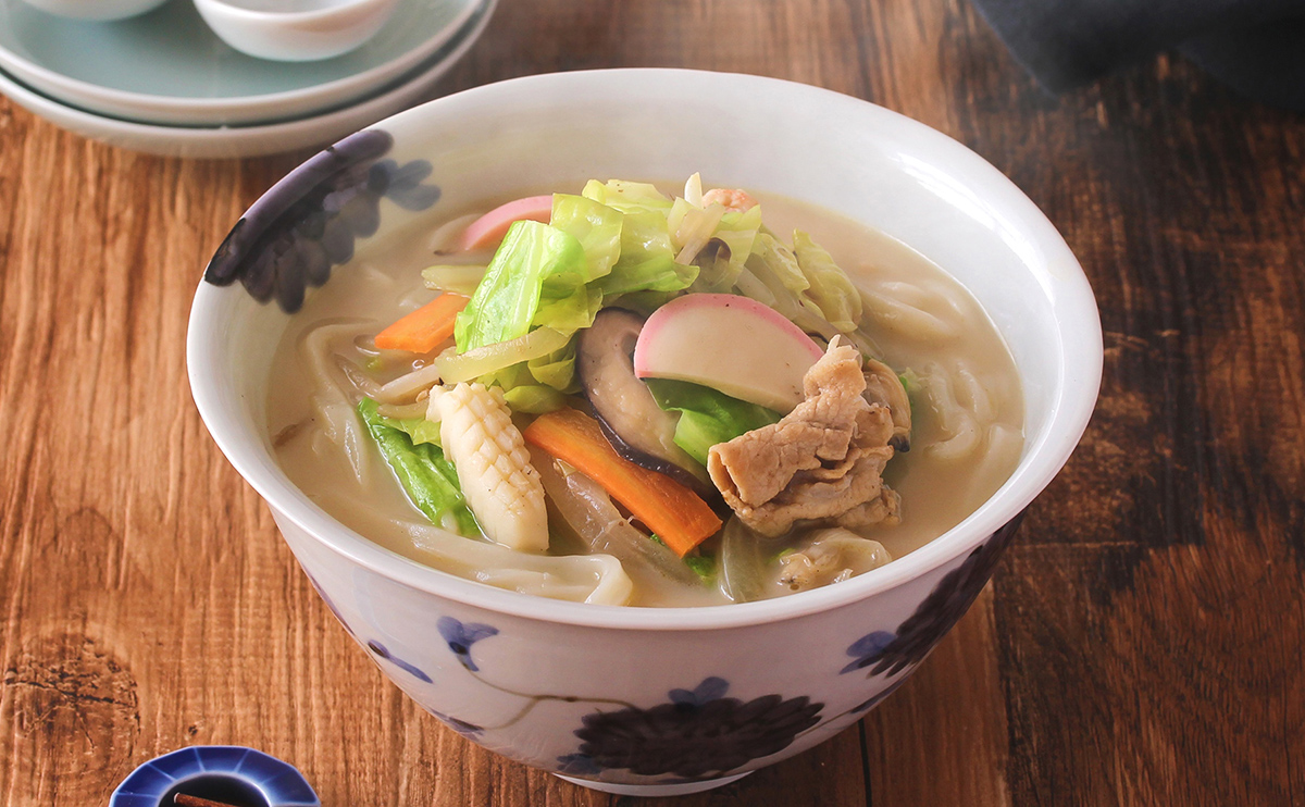 うどんちゃん 🧡💛❤️💜 #18 #19 雪山×メイド💓映えすぎてるー❣️😆 うどんちゃん