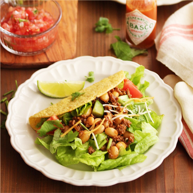 ふっくら蒸し大豆とたっぷり野菜のタコス