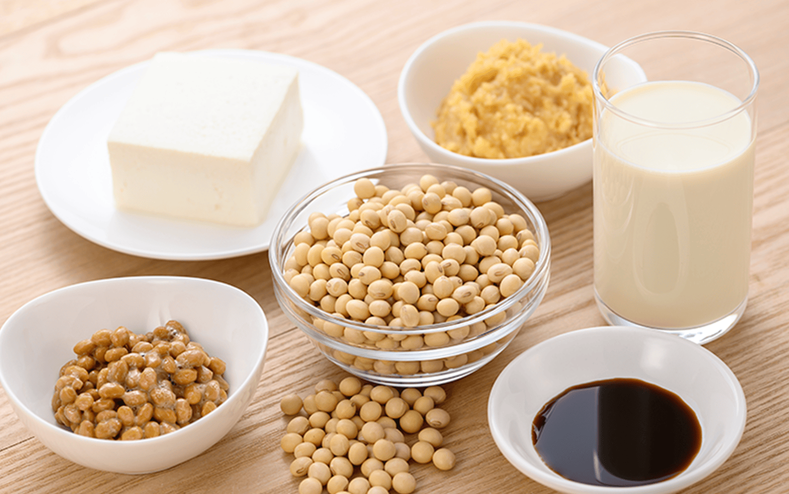 画像：大豆食品を摂り入れて、栄養バランスのとれた食事を