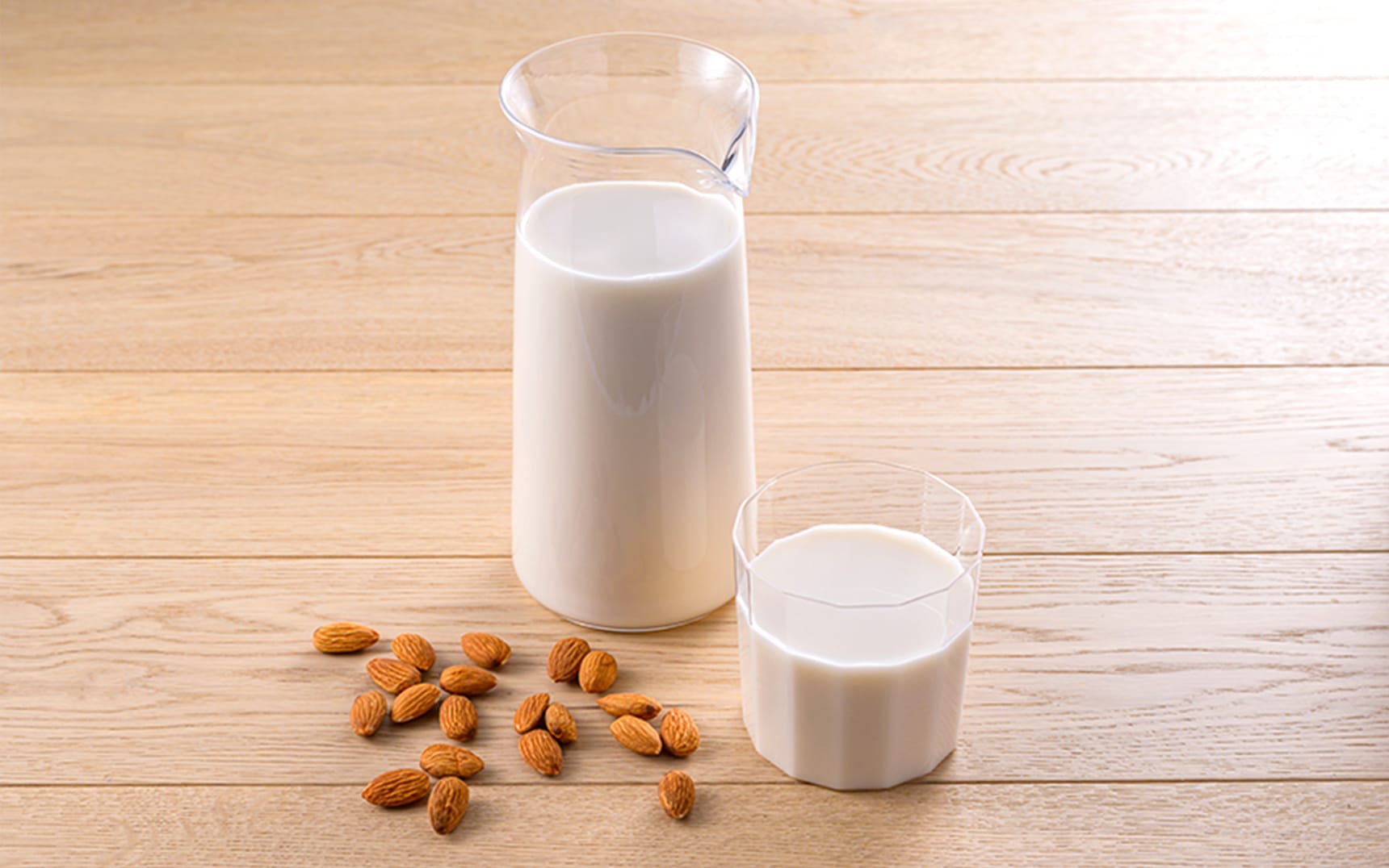 アーモンドミルクの作り方と活用法｜手作りで楽しむ植物性ミルク