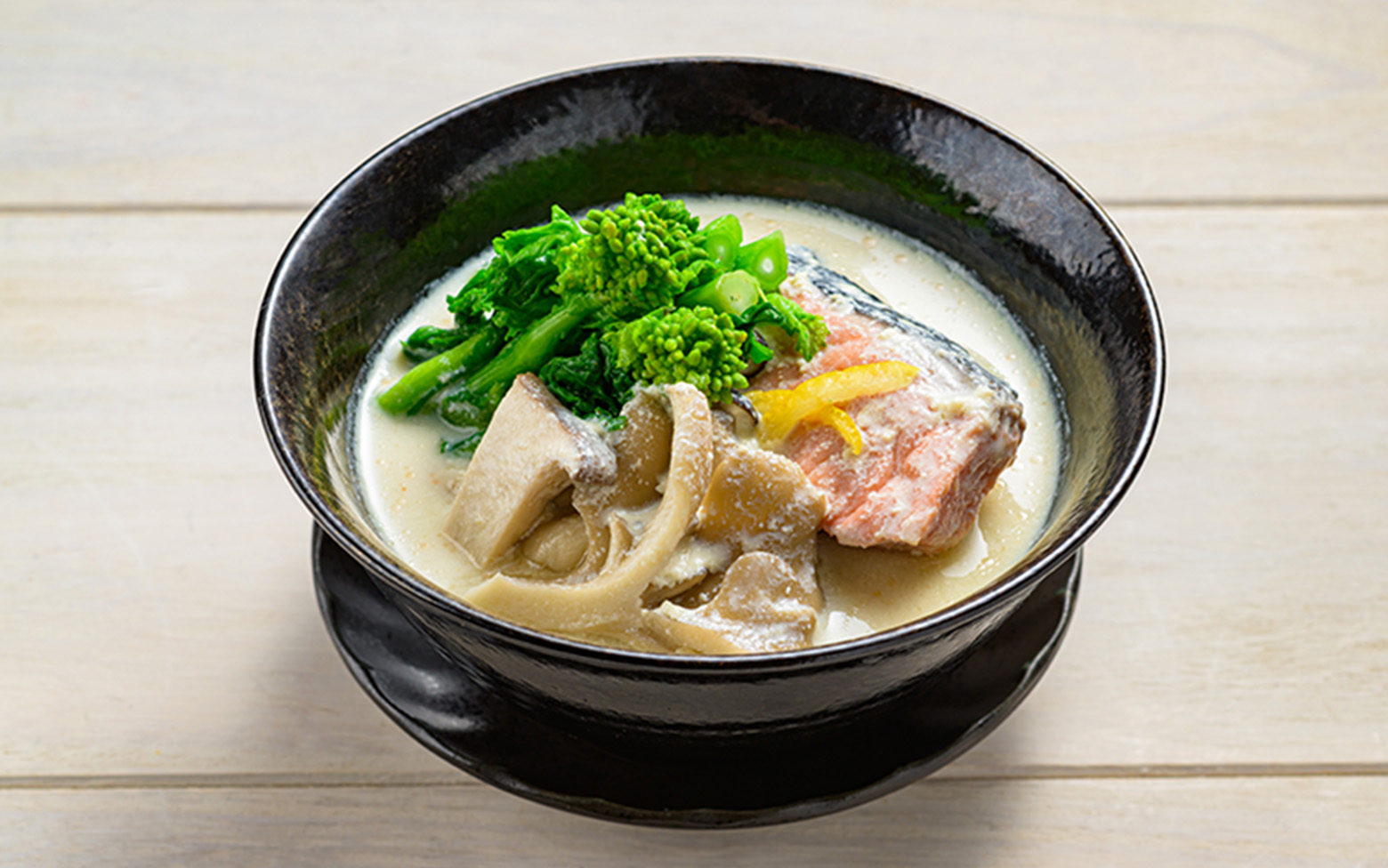 画像：鮭と菜の花の豆乳煮込み