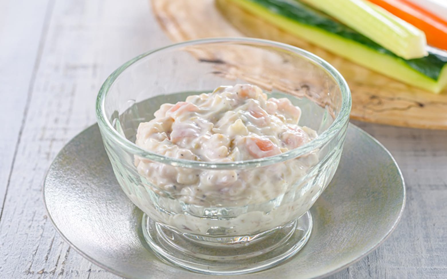 画像：生ハムとオリーブの豆乳グルトディップ