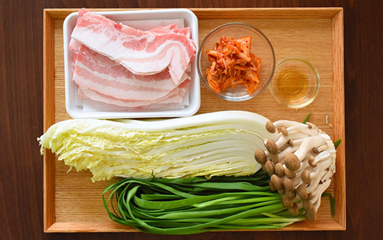 「豆乳キムチ鍋」の基本レシピ　材料1