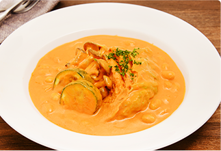 キャベツの豆乳トマトソース煮